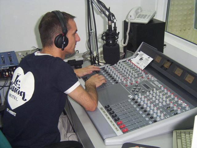 otvoreni radio studio